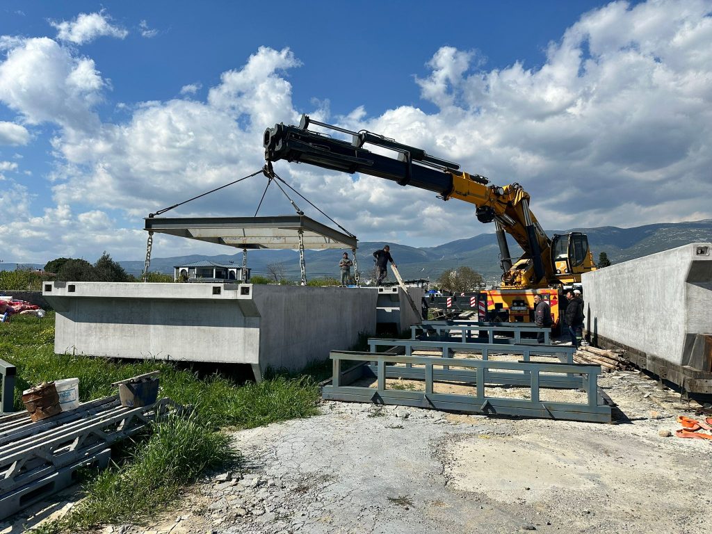 WhatsApp Image 2025-04-11 at 10.15.01 (1)